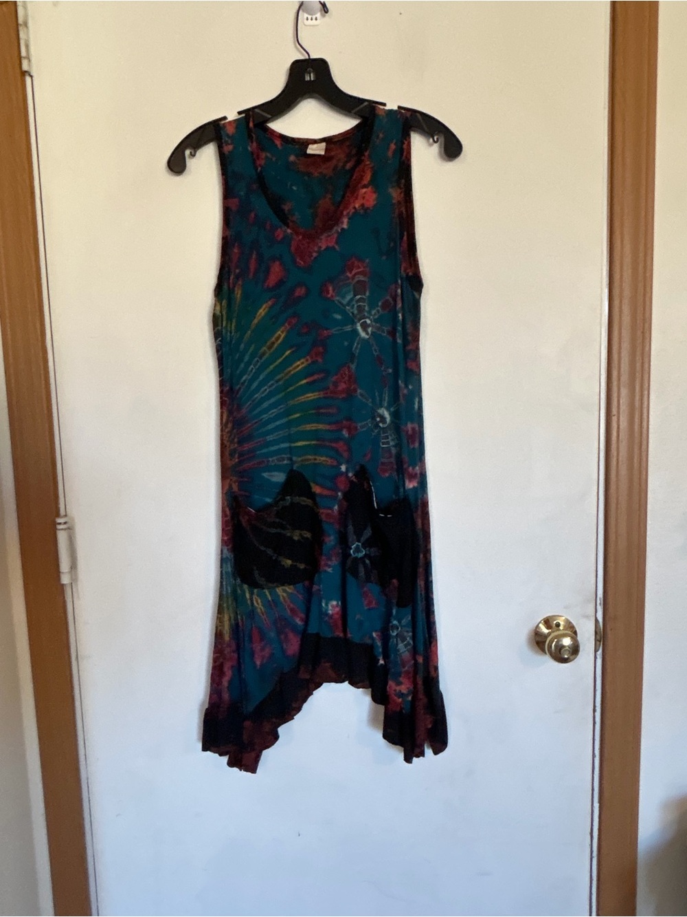 Kathmandu Imports tie-dye Medium stretchy material front pockets